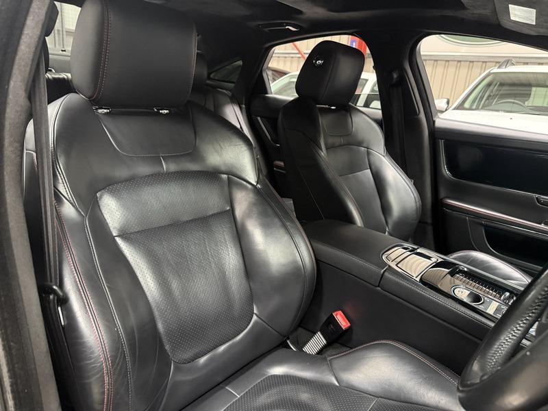 Used Jaguar XJ 2017 for sale - 76334174: Photo 13