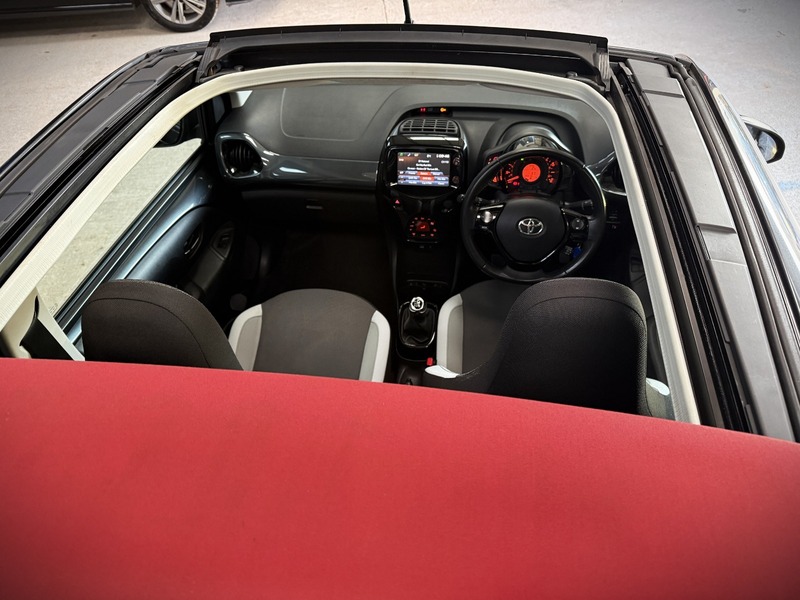 Used Toyota AYGO 2018 for sale - 77129213: Photo 17