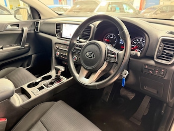 Used Kia Sportage 2021 for sale - 78632755: Photo
