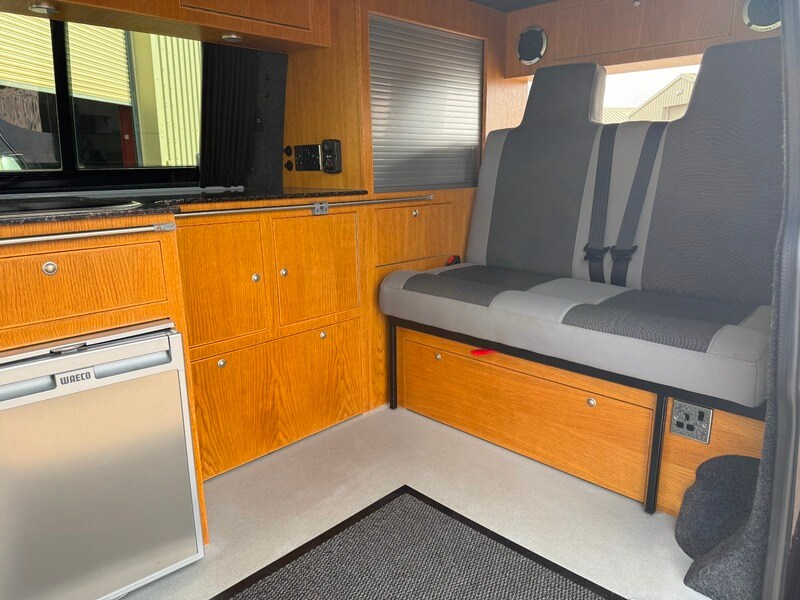 Used Volkswagen Transporter 2015 for sale - 77766024: Photo 4