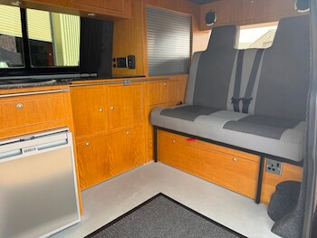 Used Volkswagen Transporter 2015 for sale - 77766024: Photo