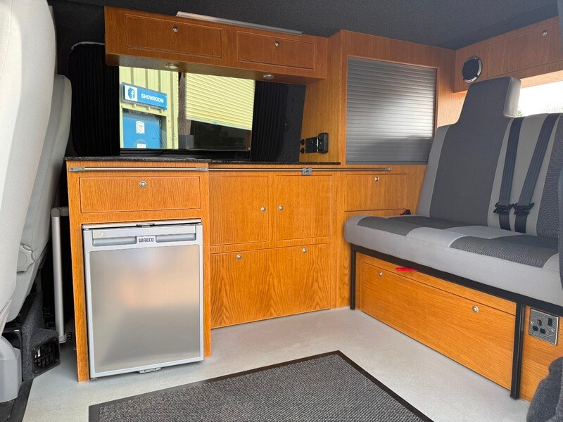 Used Volkswagen Transporter 2015 for sale - 77766024: Photo 5