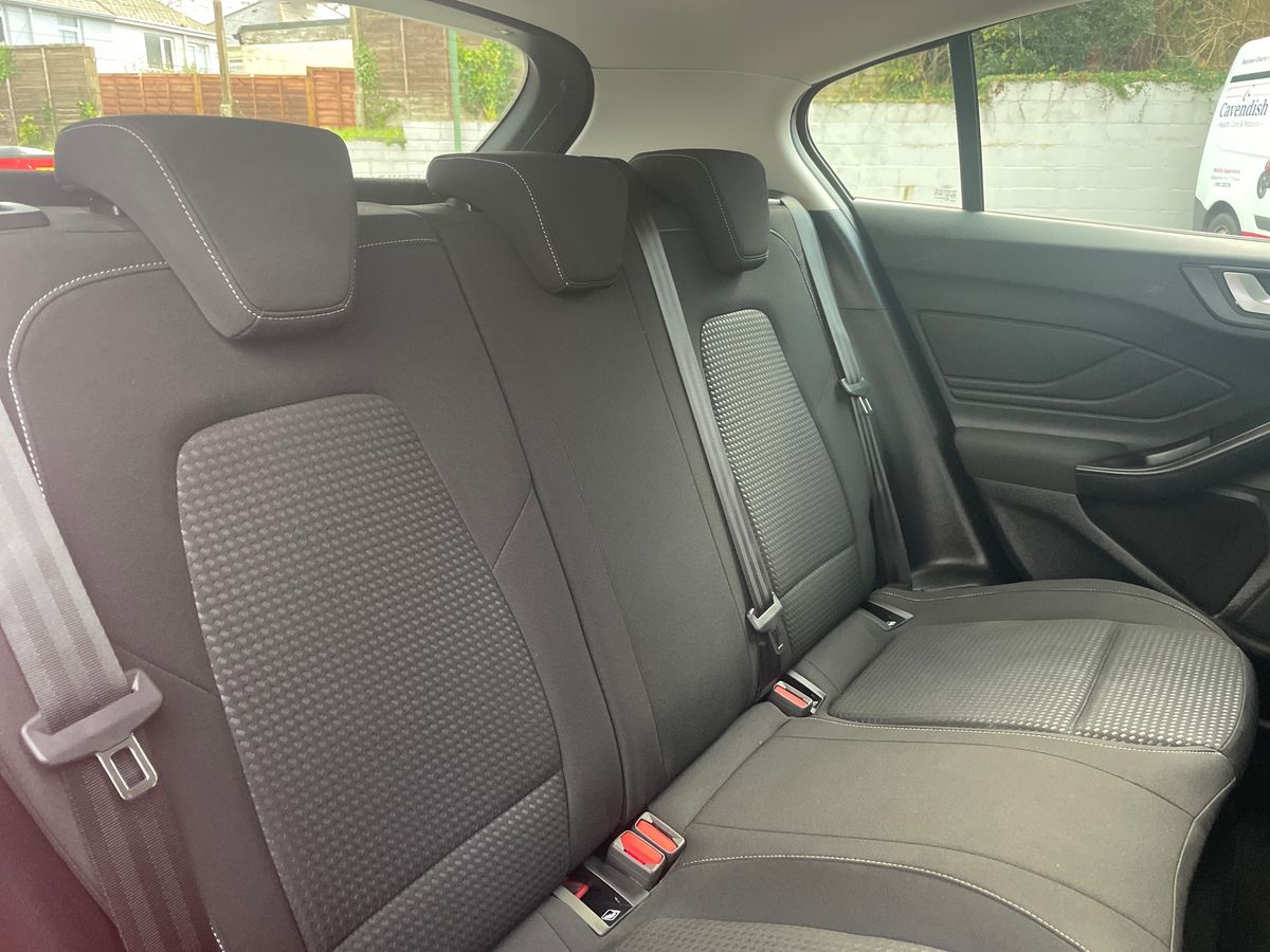 Used Ford Focus 2022 for sale - 76933184: Photo 34