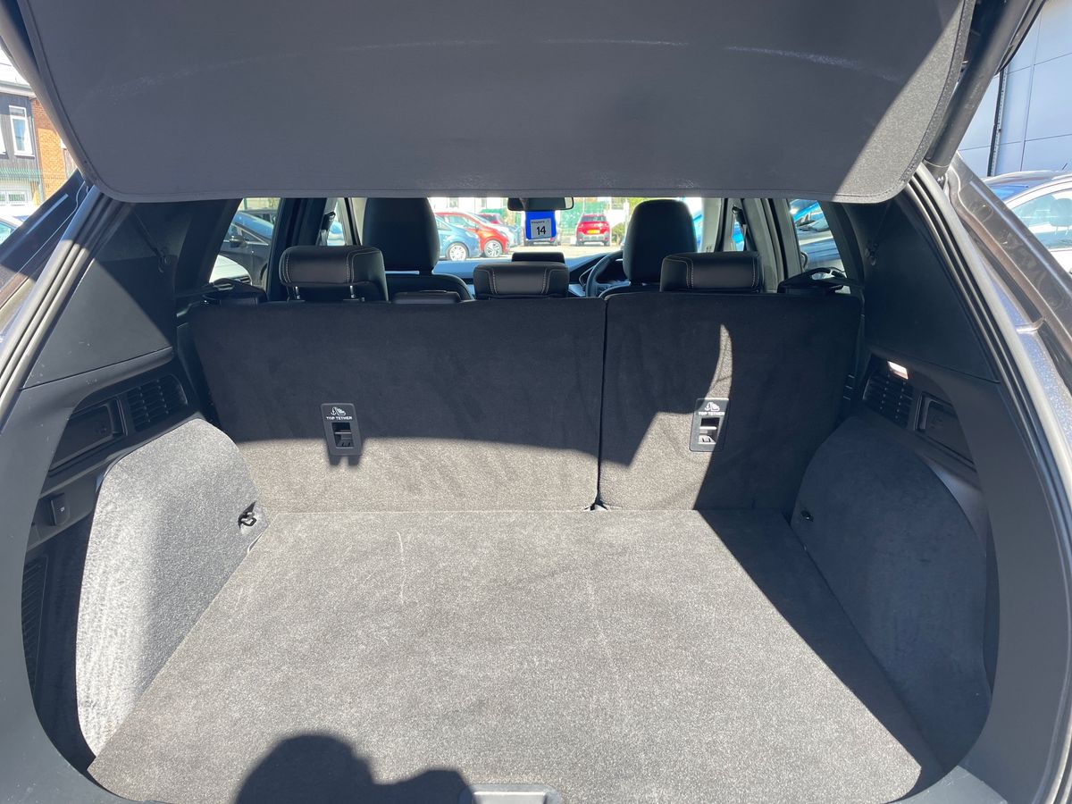 Used Ford Kuga 2022 for sale - 77942002: Photo 17