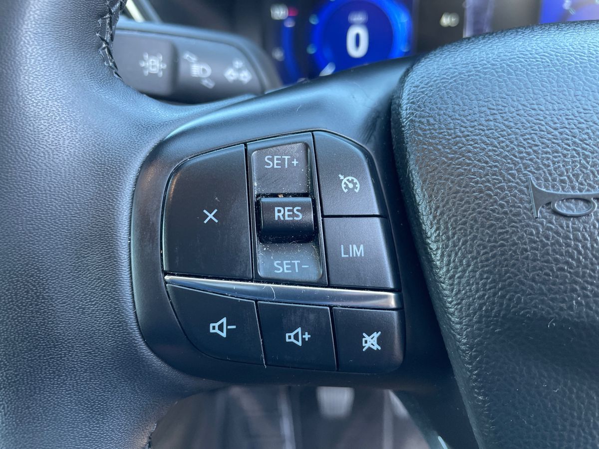 Used Ford Kuga 2022 for sale - 77942002: Photo 38