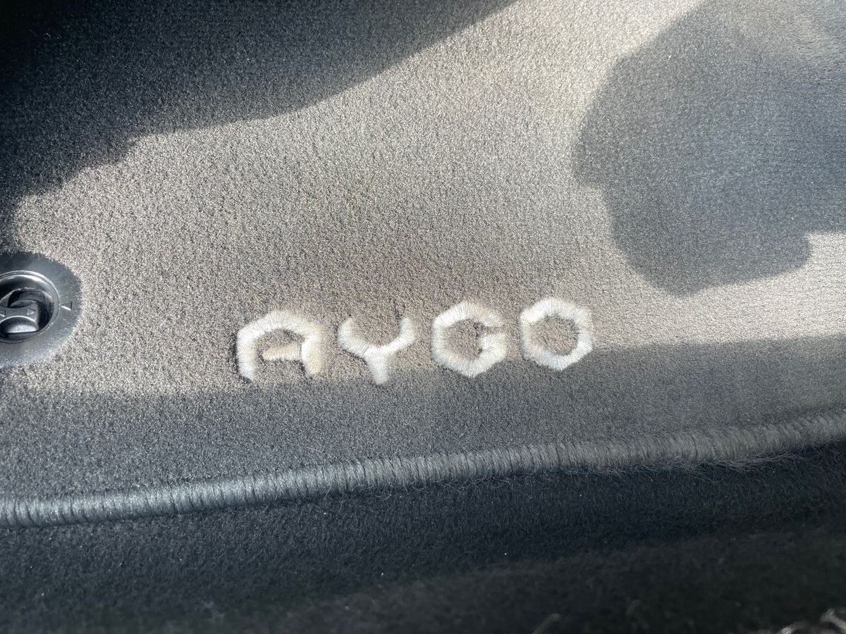 Vehicle 35
