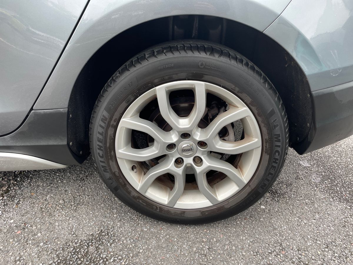 Used Volvo V40 2018 for sale - 77685813: Photo 13