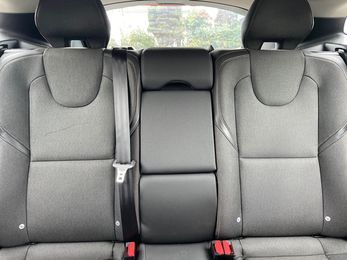 Used Volvo V40 2018 for sale - 77685813: Photo 28