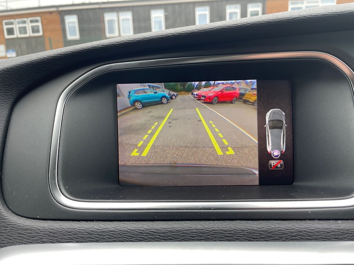 Used Volvo V40 2018 for sale - 77685813: Photo 36