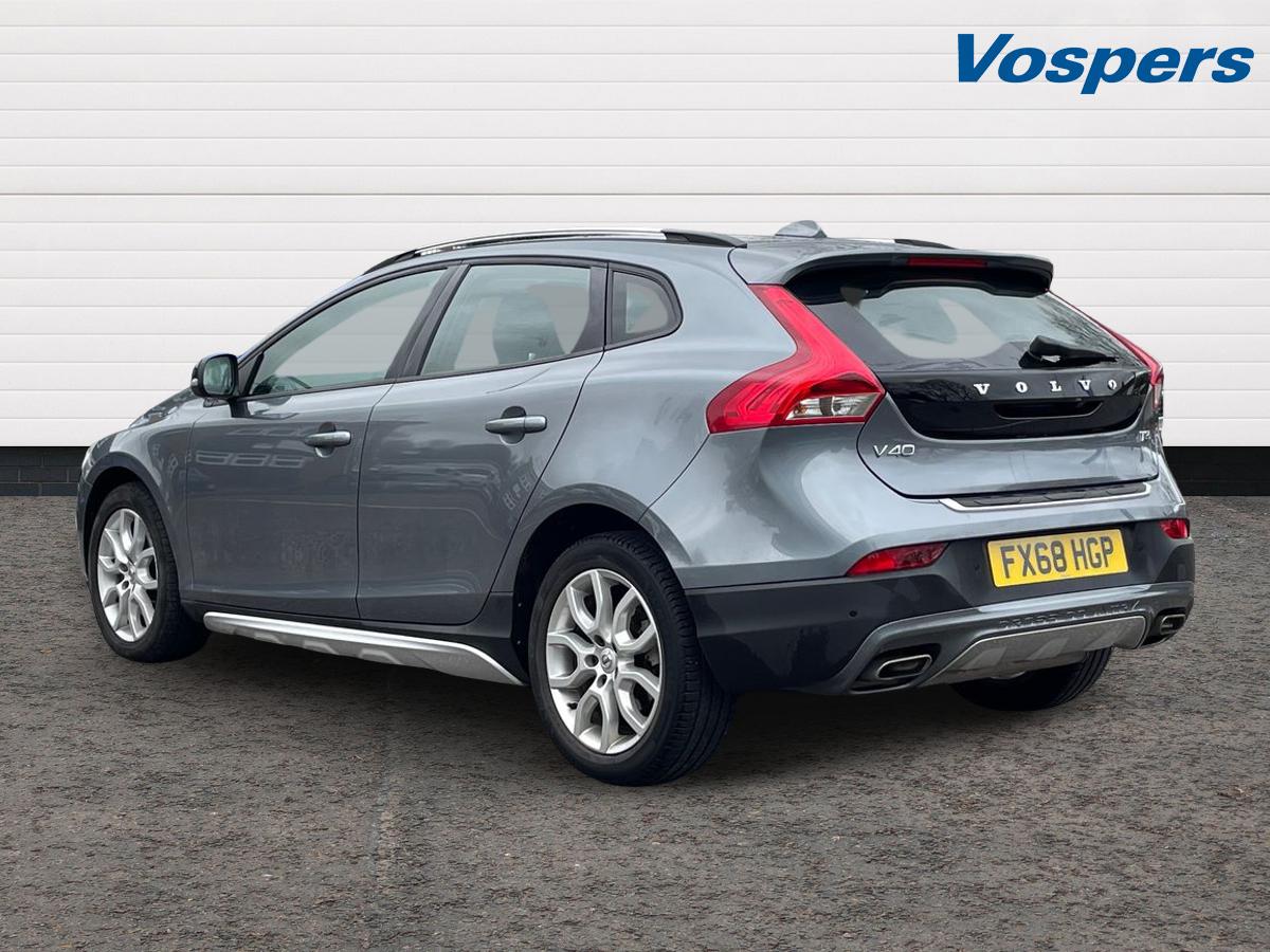 Used Volvo V40 2018 for sale - 77685813: Photo 6