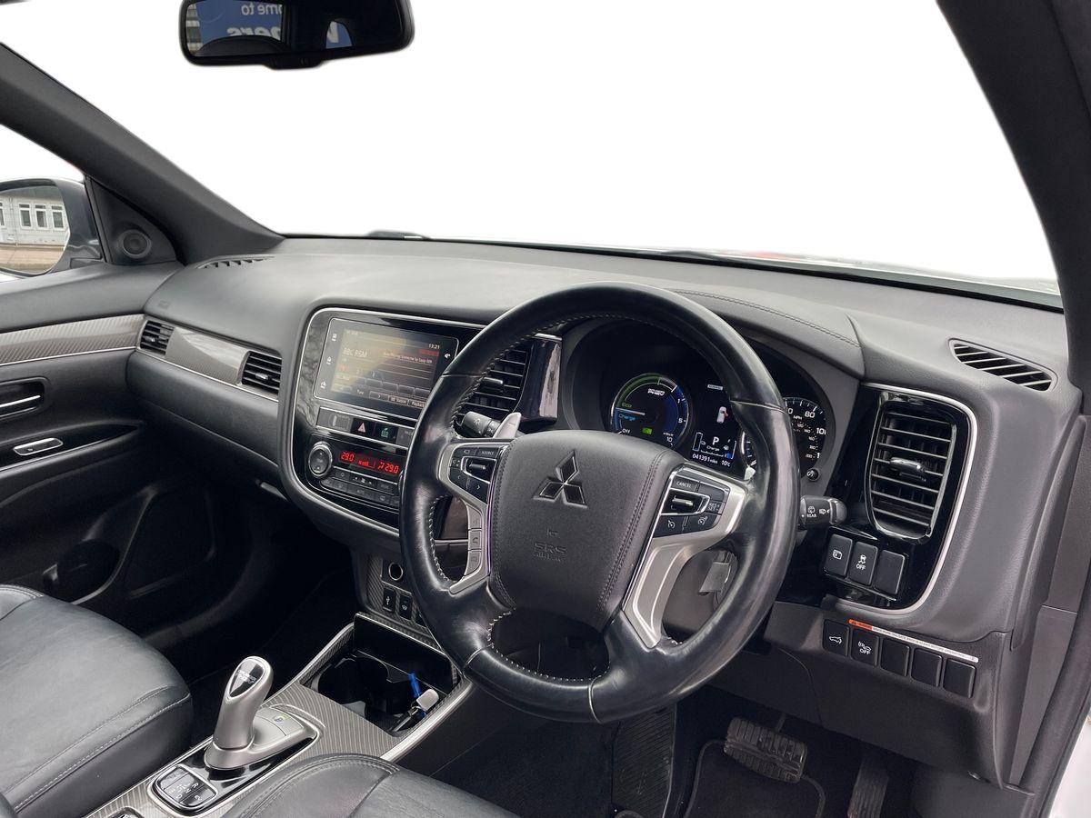 Used Mitsubishi Outlander 2018 for sale - 77492621: Photo 22