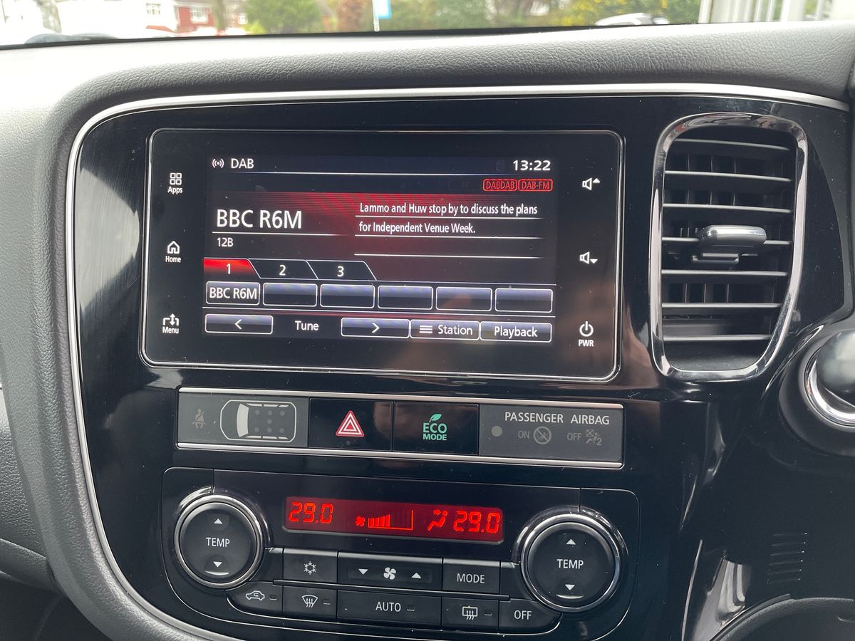 Used Mitsubishi Outlander 2018 for sale - 77492621: Photo 25