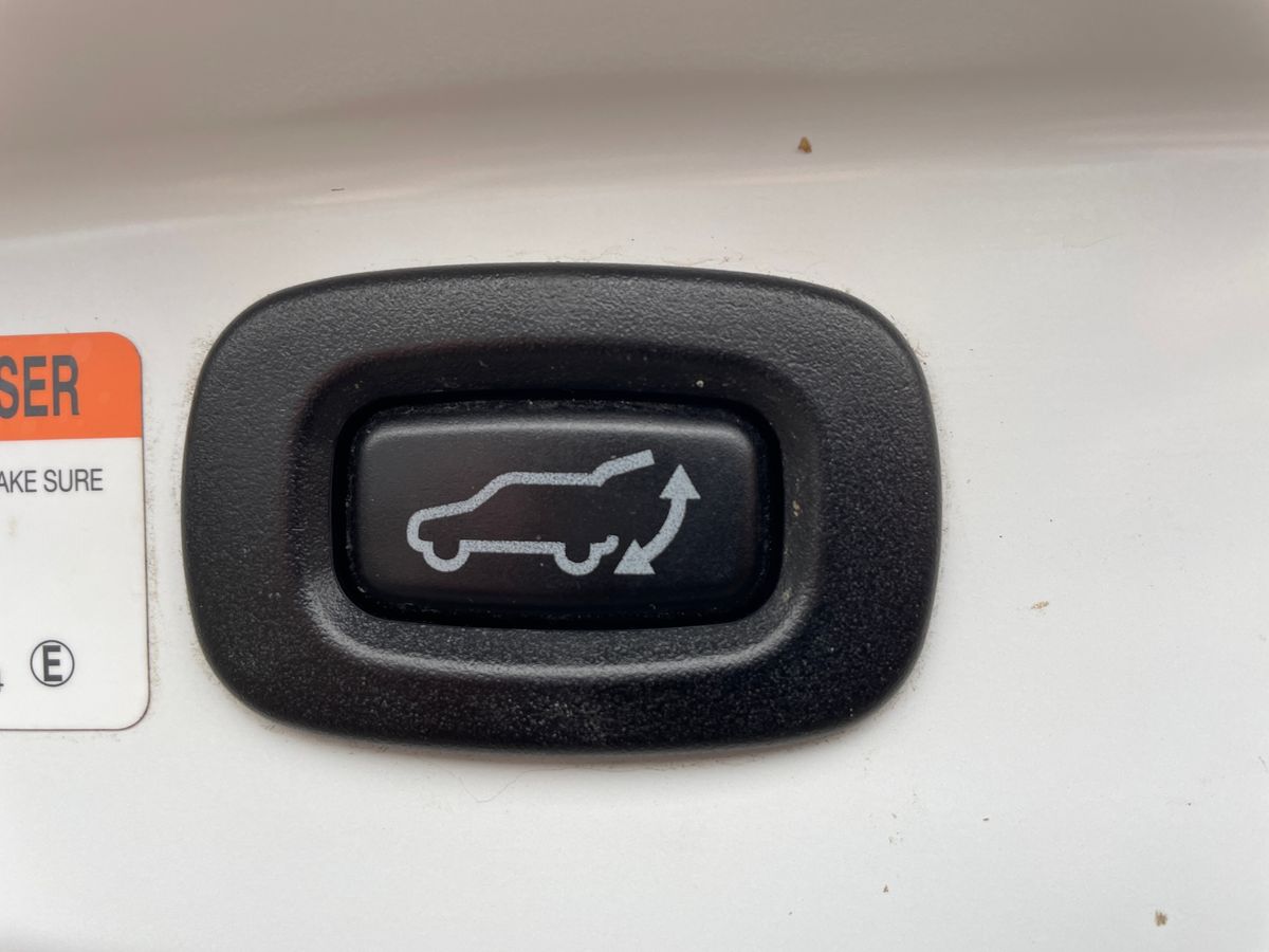 Used Mitsubishi Outlander 2018 for sale - 77492621: Photo 34