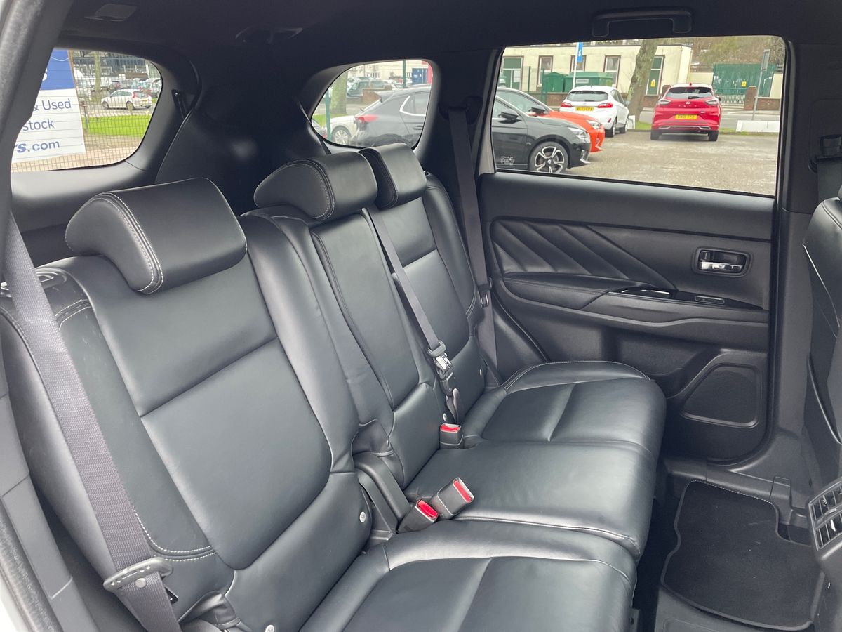 Used Mitsubishi Outlander 2018 for sale - 77492621: Photo 35