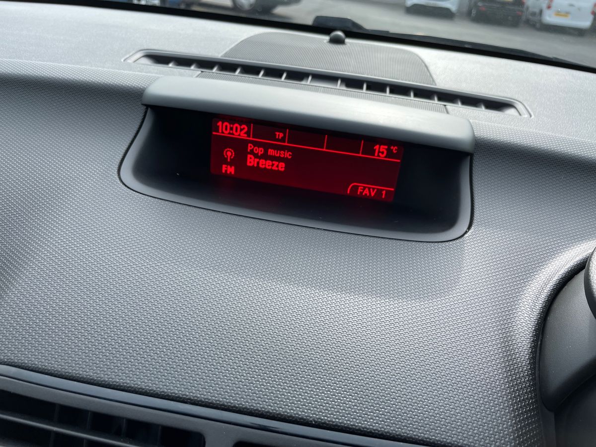 Used Vauxhall Meriva 2017 for sale - 78211927: Photo 25