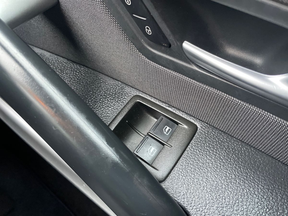 Used Volkswagen Scirocco 2015 for sale - 78009010: Photo 24