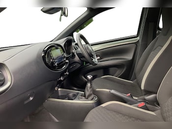 Used Toyota Aygo X 2022 for sale - 79468775: Photo