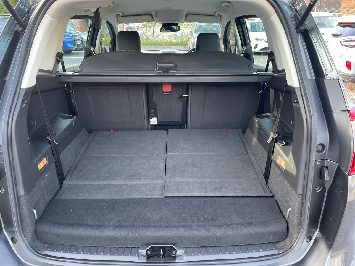 Used Ford Grand C-Max 2016 for sale - 76390113: Photo 17