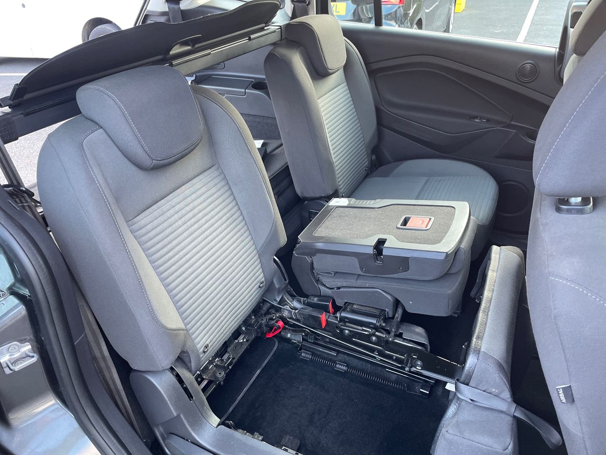 Used Ford Grand C-Max 2016 for sale - 76390113: Photo 37