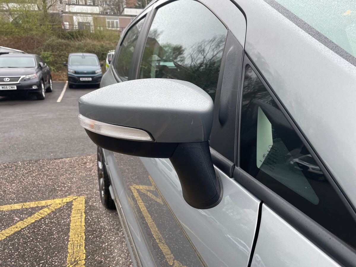 Used Ford Ecosport 2023 for sale - 78009011: Photo 29