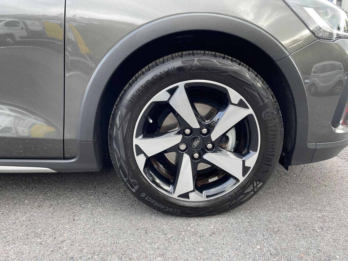 Used Ford Focus 2022 for sale - 76203549: Photo 13