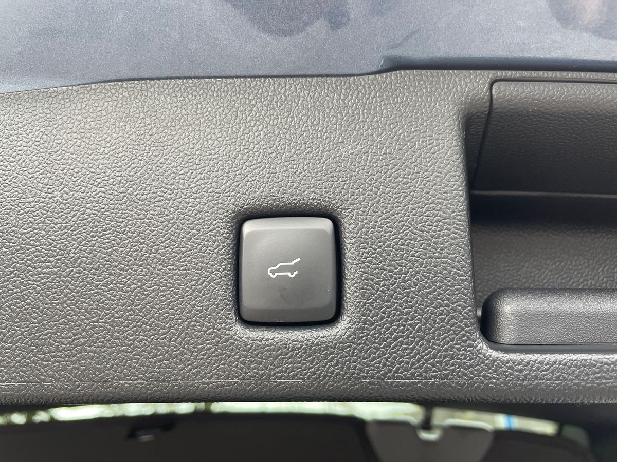 Used Ford Kuga 2022 for sale - 76217216: Photo 43
