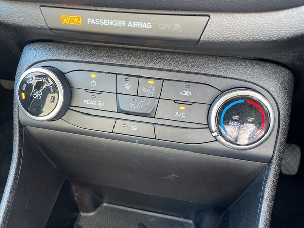 Used Ford Fiesta 2018 for sale - 76074429: Photo 26