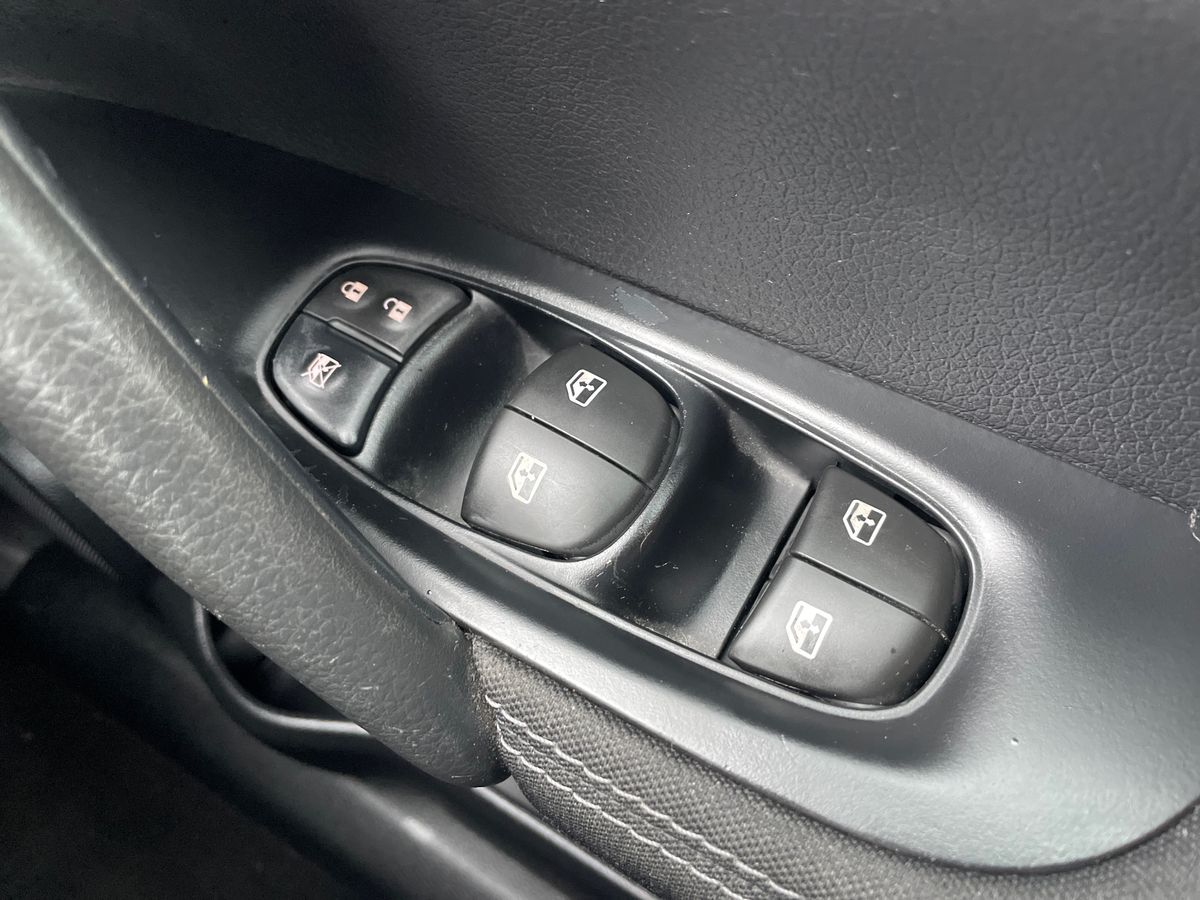 Used Nissan Qashqai 2018 for sale - 77373017: Photo 24