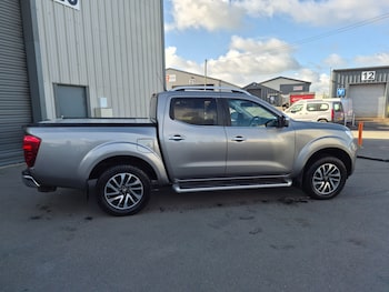 Used Nissan Navara 2017 for sale - 78300704: Photo