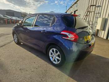 Used Peugeot 208 2013 for sale - 73989097: Photo