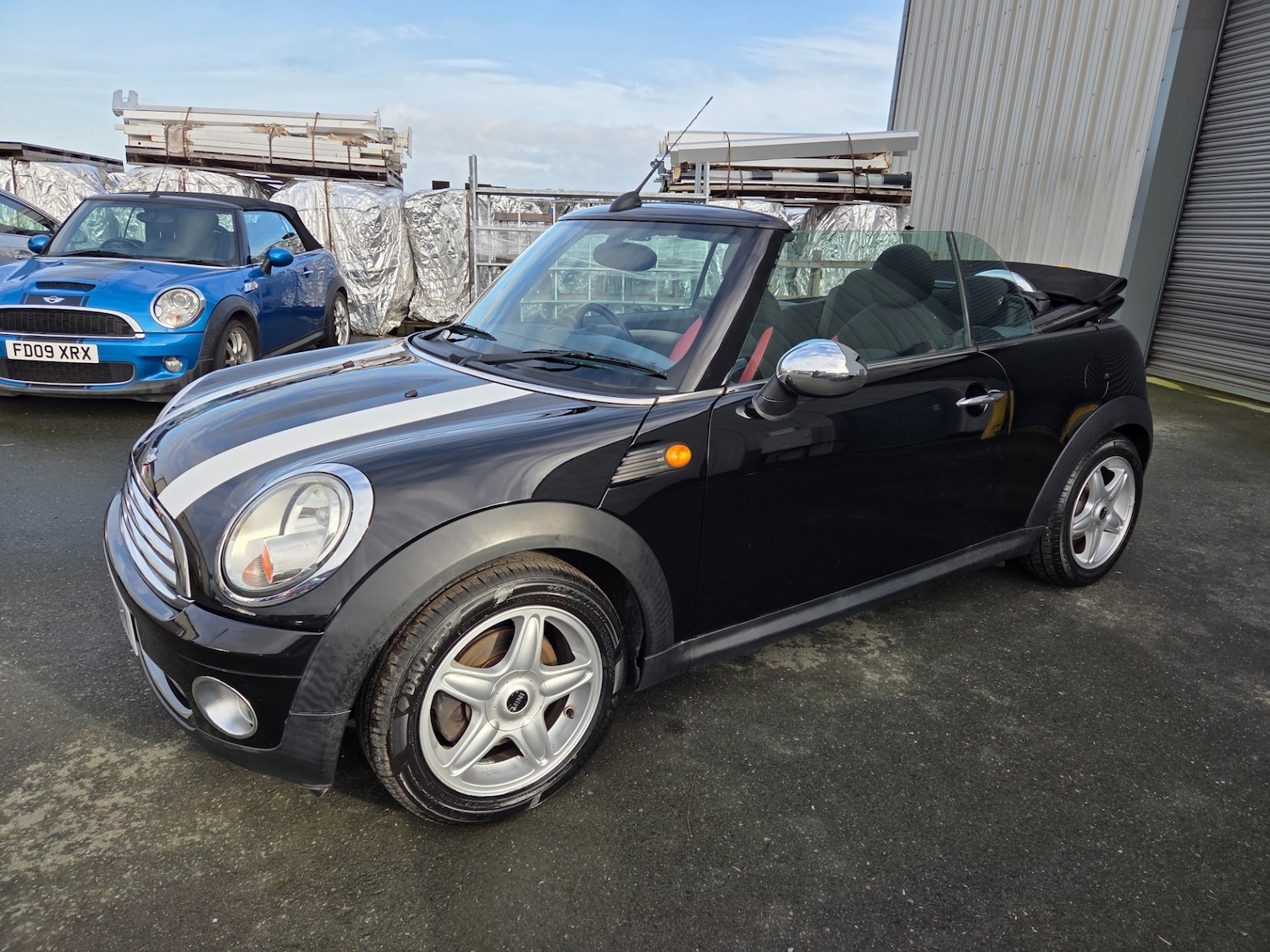 Used MINI Hatch 2019 for sale - 77319215: Photo 1