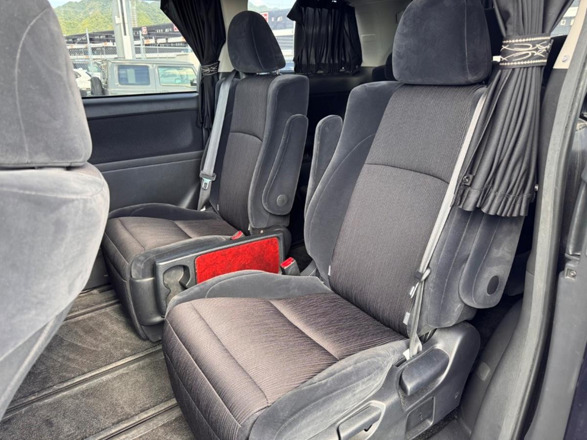 Used Toyota Vellfire for sale - 76638009: Photo 15