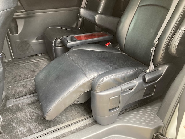 Used Toyota Alphard 2024 for sale - 75987170: Photo 13