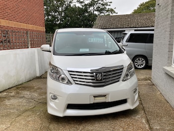 Used Toyota Alphard 2024 for sale - 75987170: Photo 2