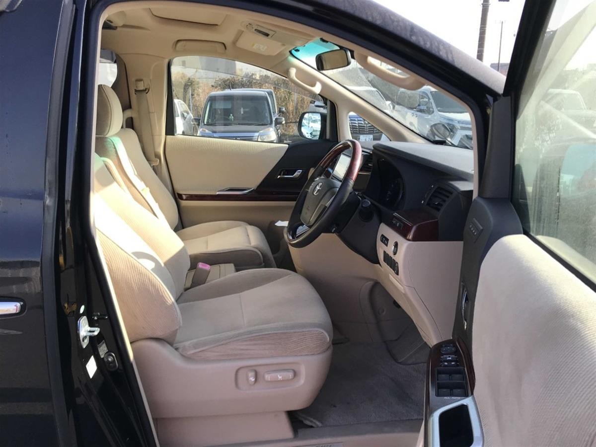 Used Toyota Vellfire for sale - 77368825: Photo 15