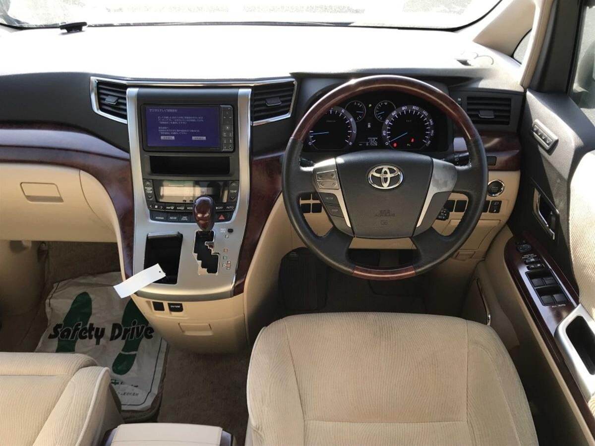 Used Toyota Vellfire for sale - 77368825: Photo 16