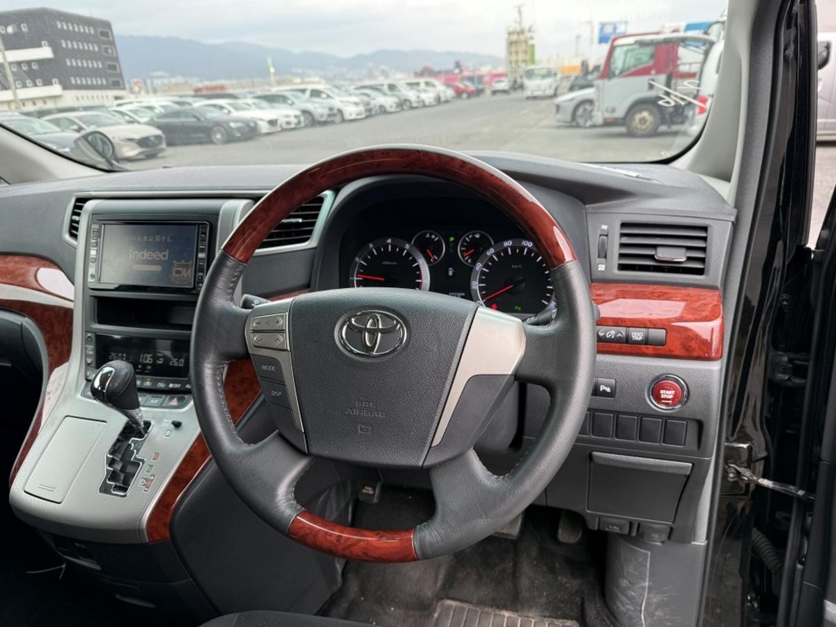 Used Toyota Alphard for sale - 77582485: Photo 14