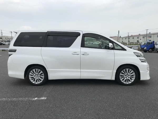 Used Toyota Vellfire for sale - 75216383: Photo 3