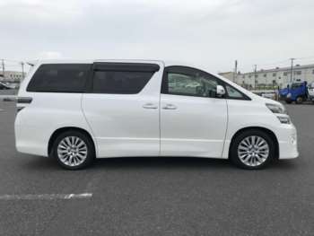 Used Toyota Vellfire 2013 for sale - 75216383: Photo