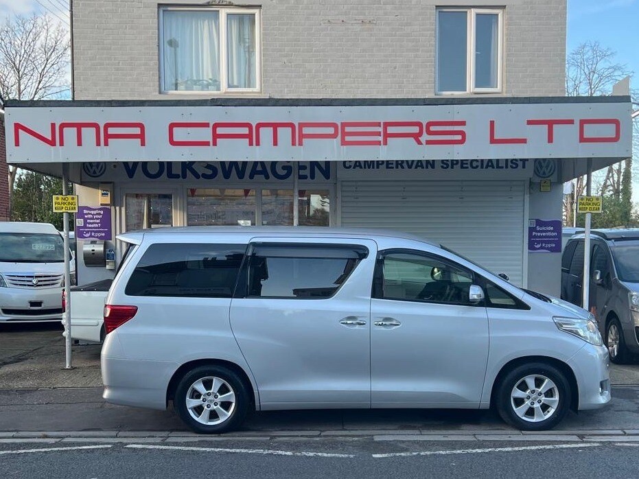 Used Toyota Alphard 2024 for sale - 76625545: Photo 3