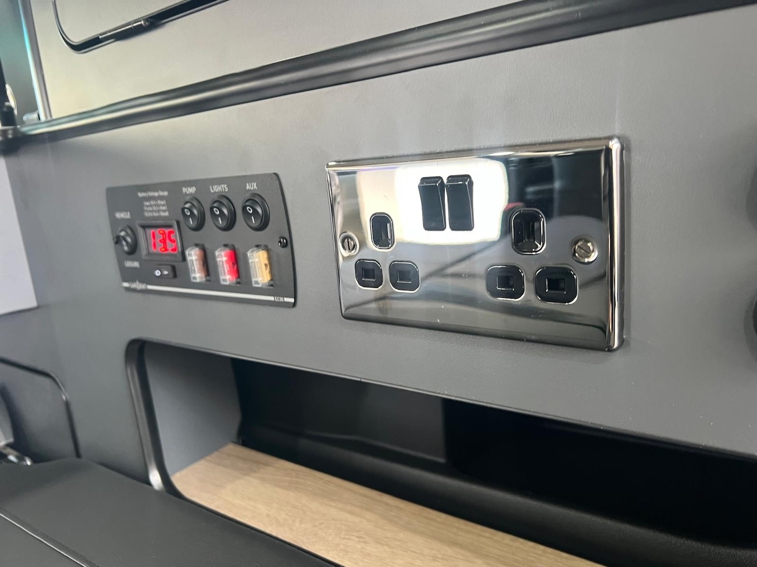 Used Toyota Alphard 2024 for sale - 76402575: Photo 18