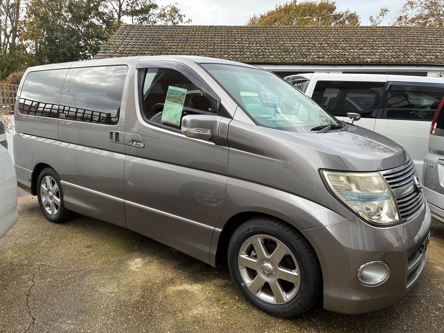 Used Nissan Elgrand 2023 for sale - 75987224: Photo 11