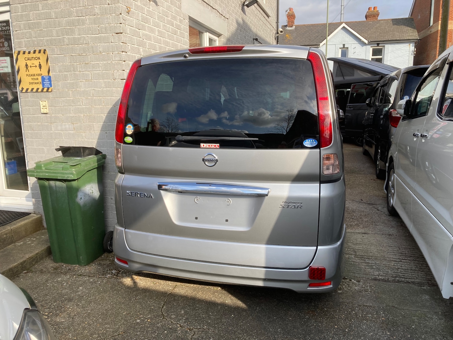 Used Nissan Serena for sale - 76357787: Photo 21