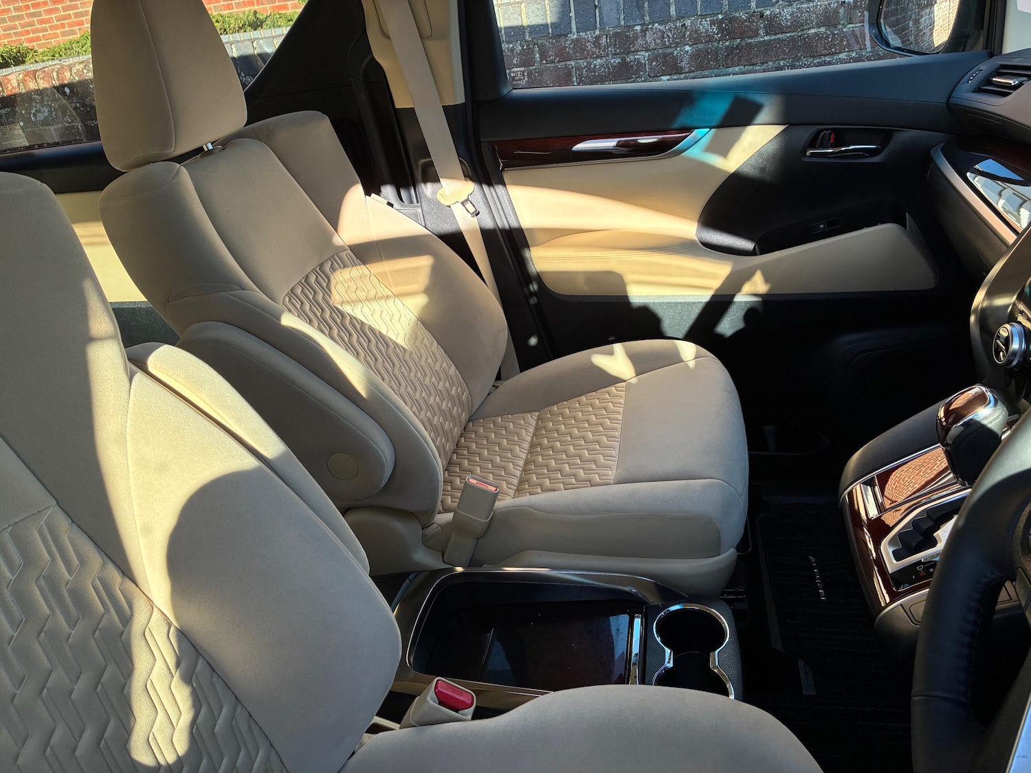 Used Toyota Alphard for sale - 75705668: Photo 21