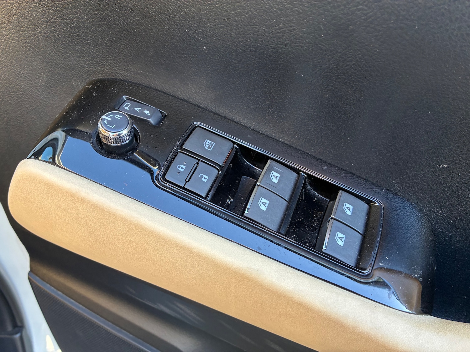 Used Toyota Alphard for sale - 75705668: Photo 26