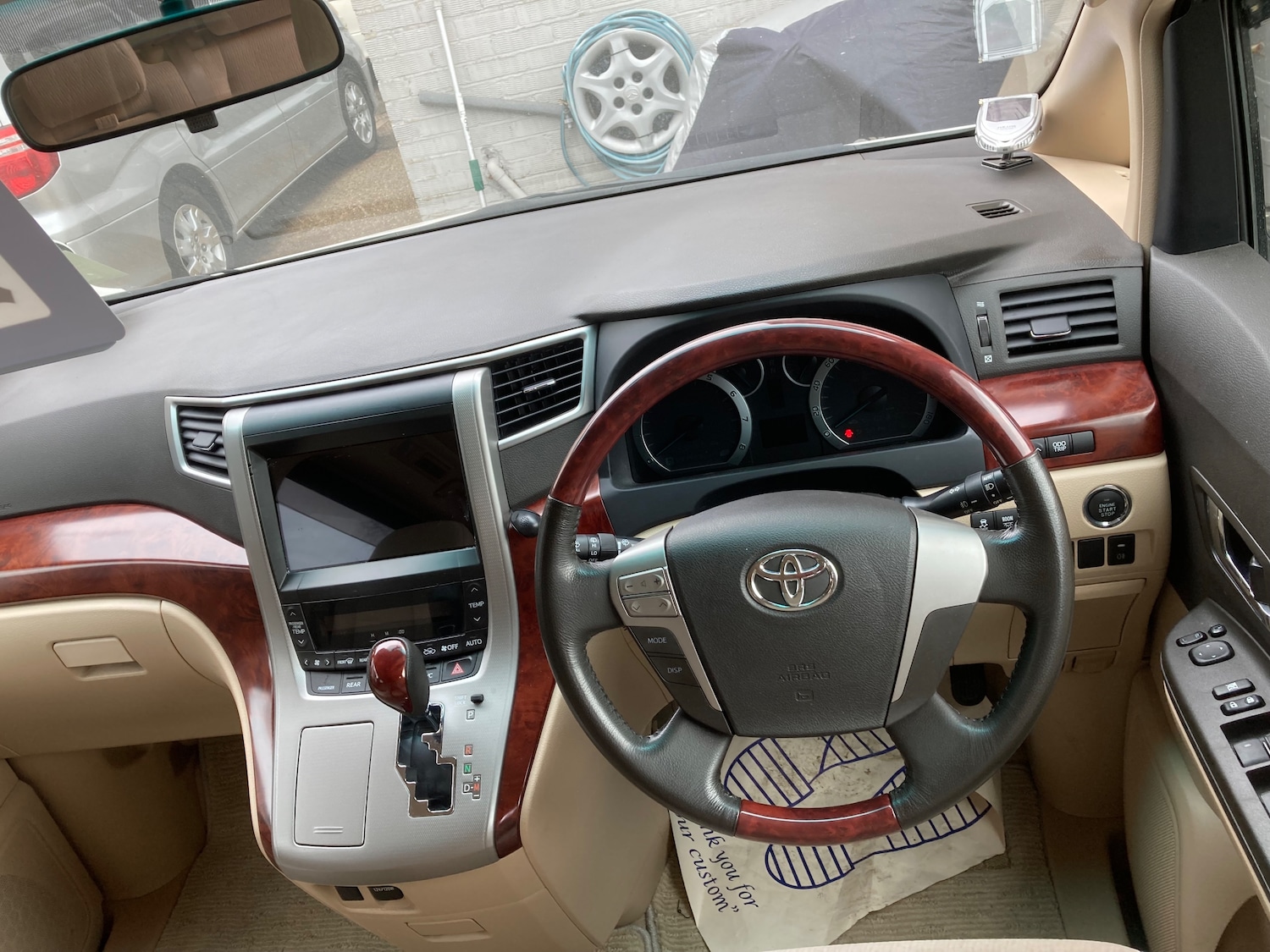 Used Toyota Alphard 2025 for sale - 76647318: Photo 9