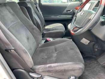 Used Toyota Vellfire 2009 for sale - 72687150: Photo