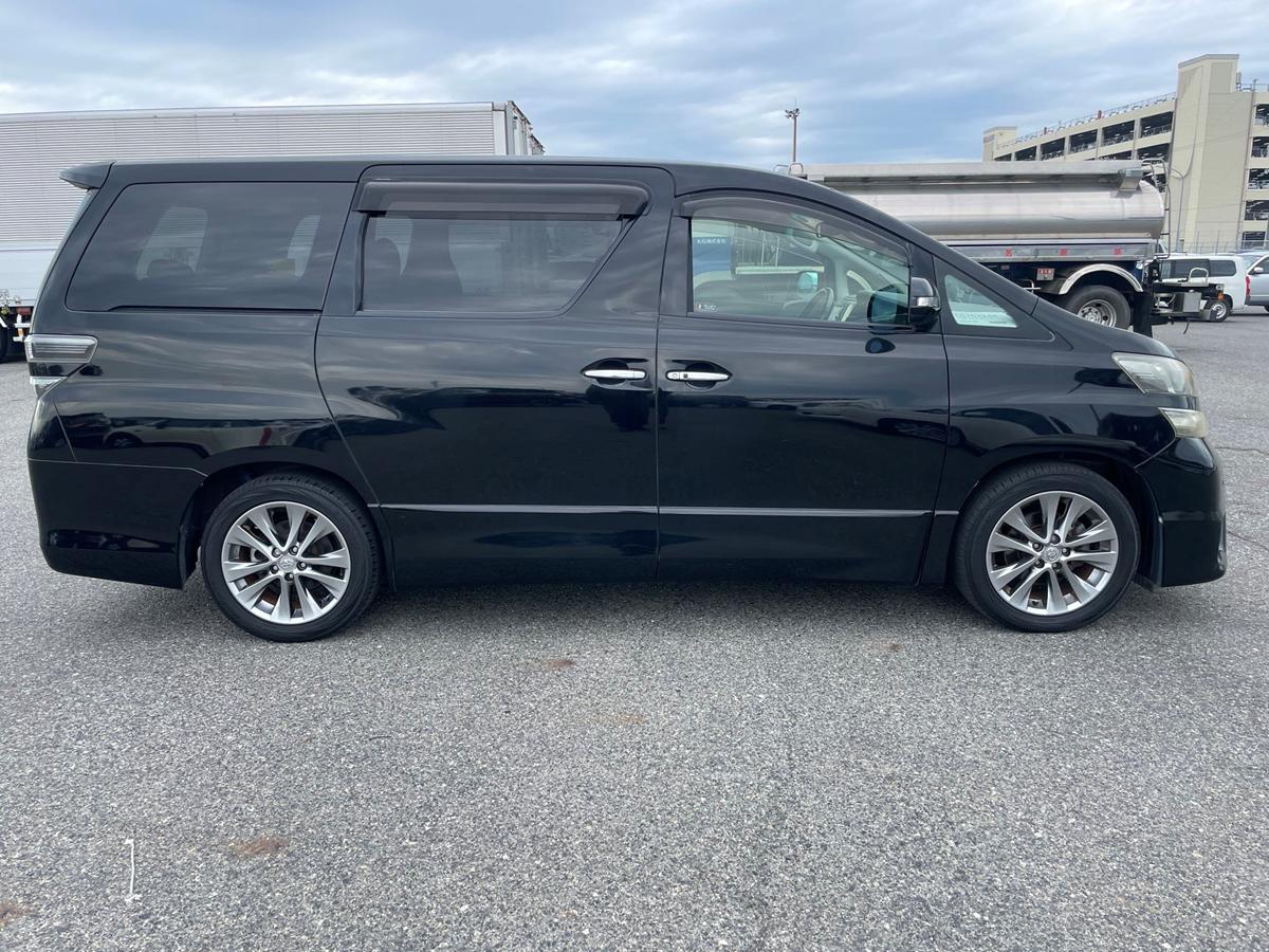 Used Toyota Vellfire for sale - 76416487: Photo 3