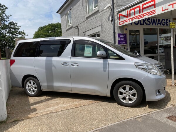 Used Toyota Alphard for sale - 72687115: Photo 1