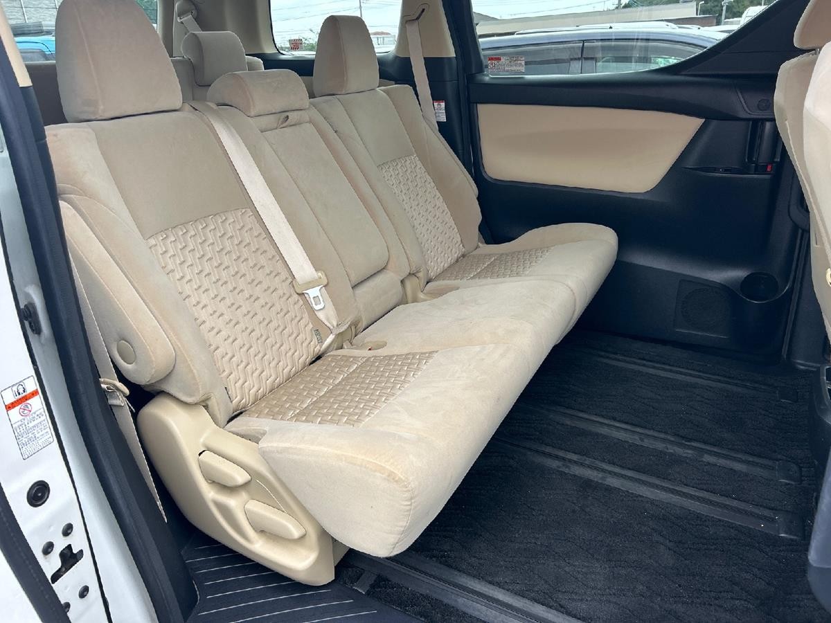 Used Toyota Vellfire for sale - 76057848: Photo 2